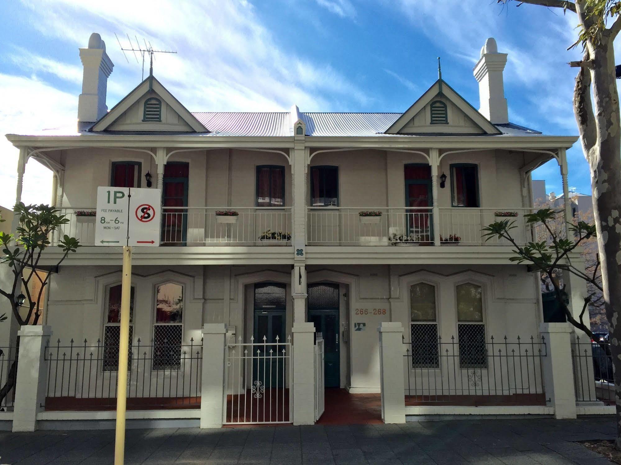 Hay Street Traveller'S Inn Perth Esterno foto